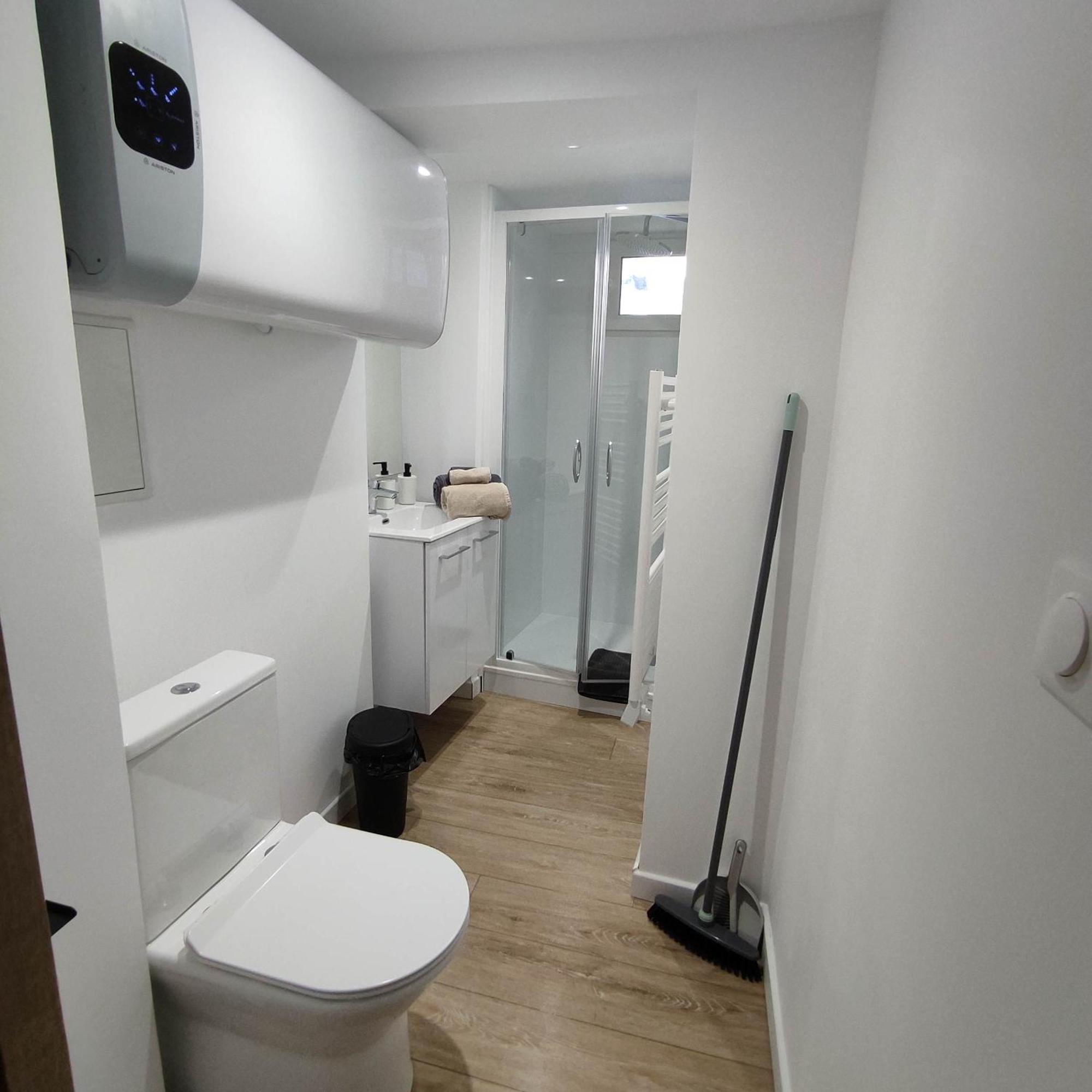 A 10 Min De Rouen - Le Rollon Appartement Deville-les-Rouen Buitenkant foto